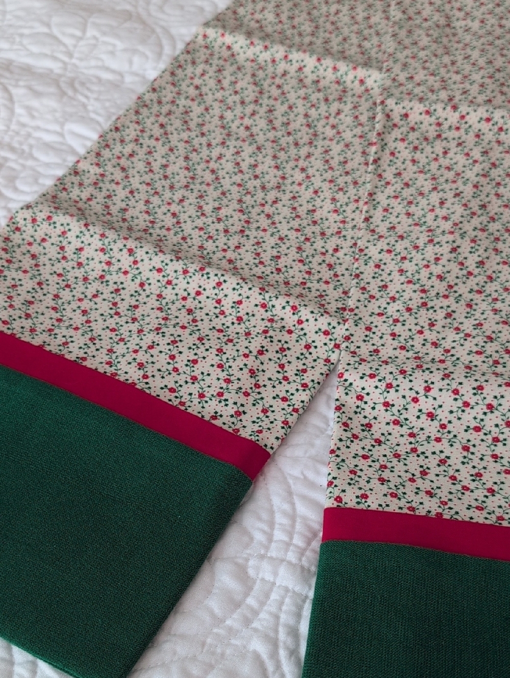 Floral Print Pillowcases with Green and Deep Red Borders